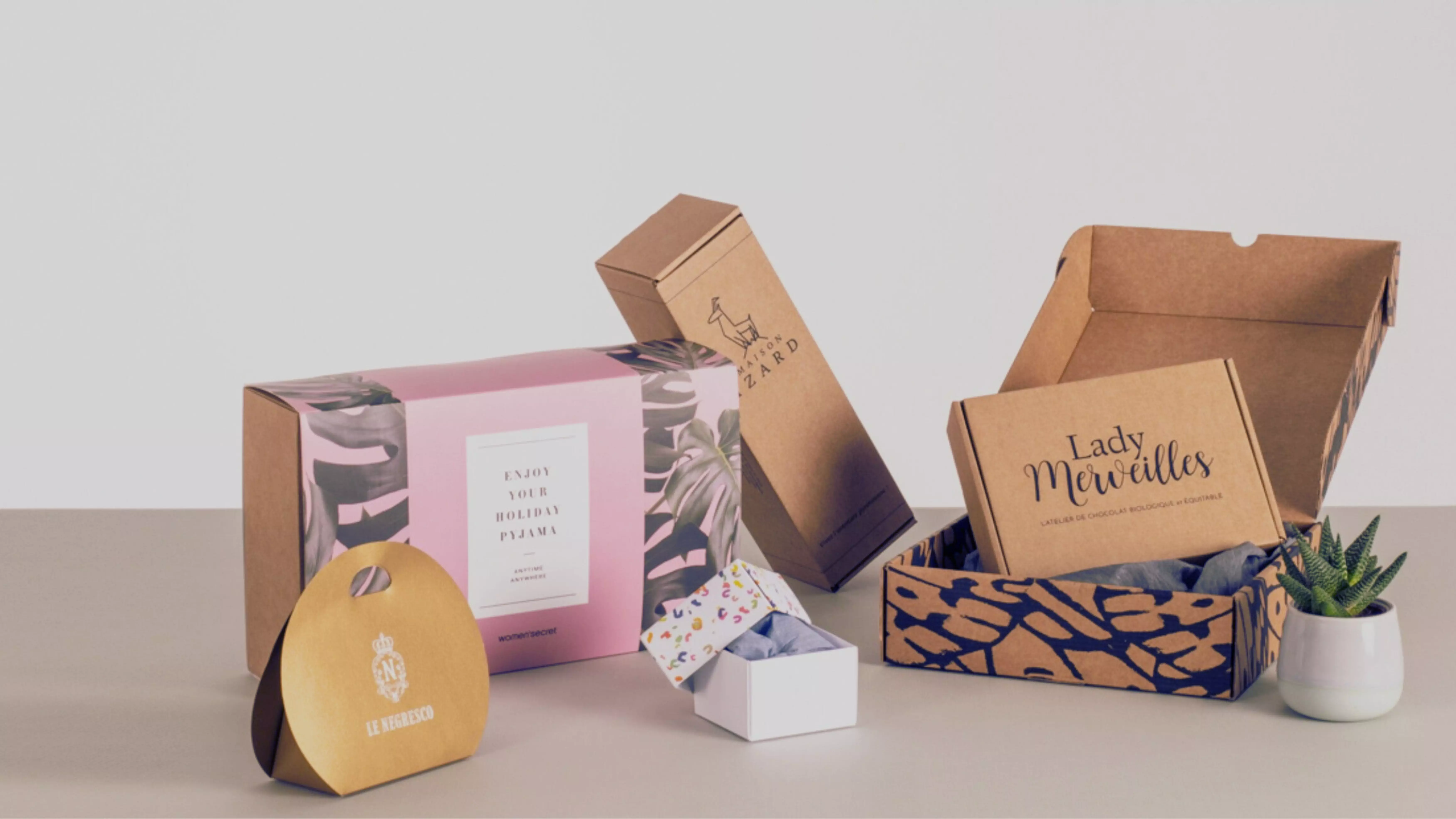 custom-boxes-product-branding