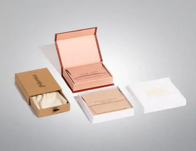 Custom Jewelry Packaging Boxes with a Logo